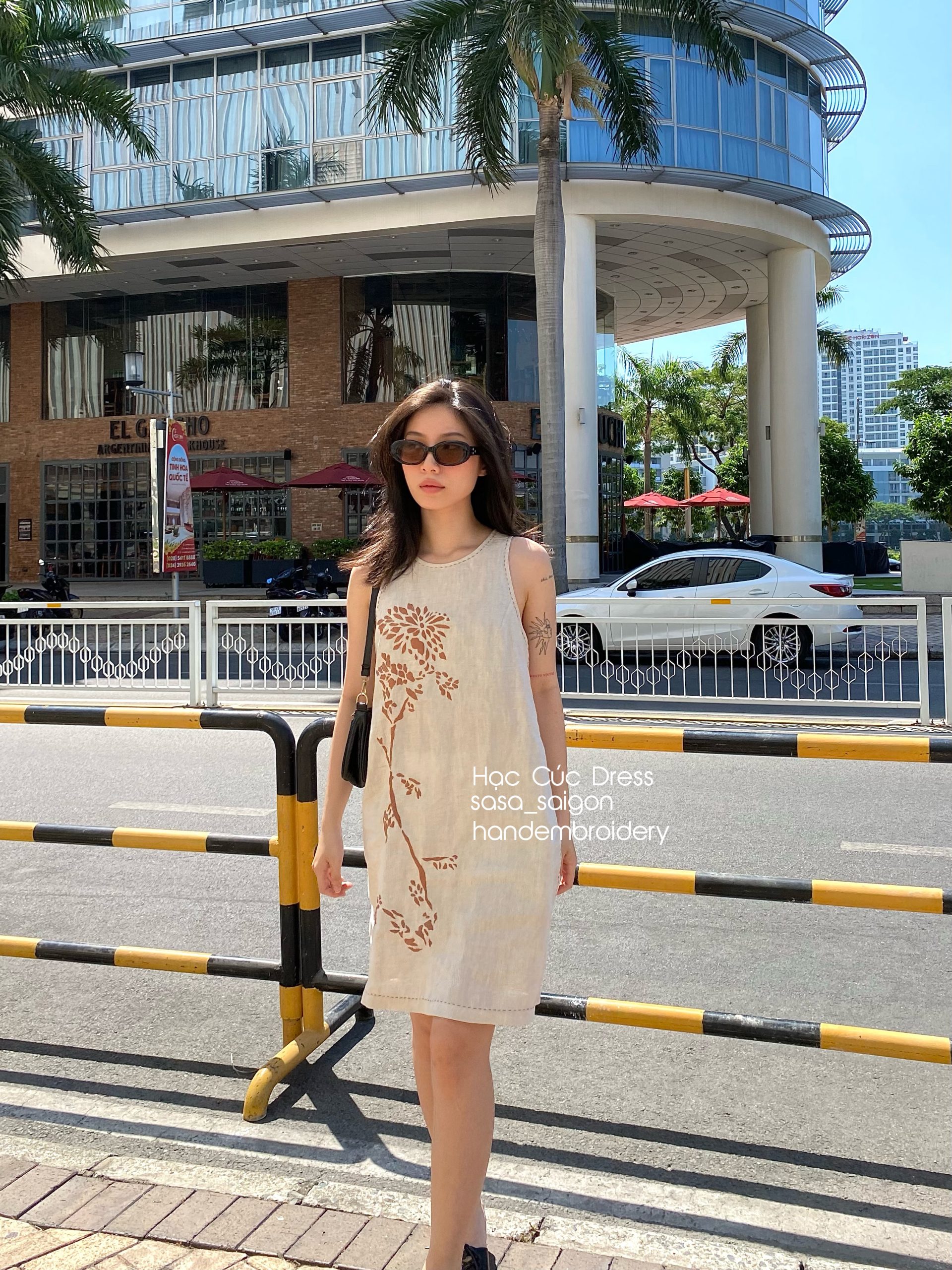 Hạc Cúc Dress